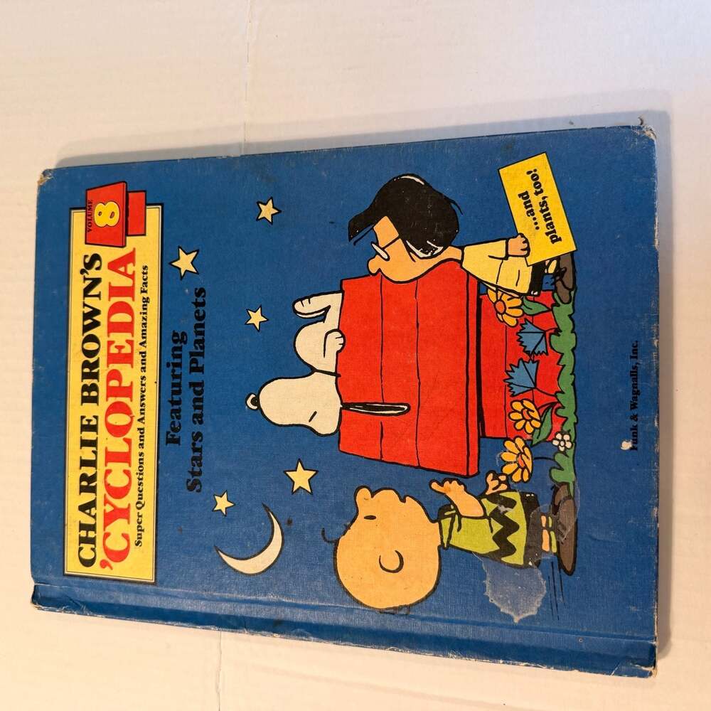 Charlie Brown's 'Cyclopedia Volume 8 Featuring Stars and Planets